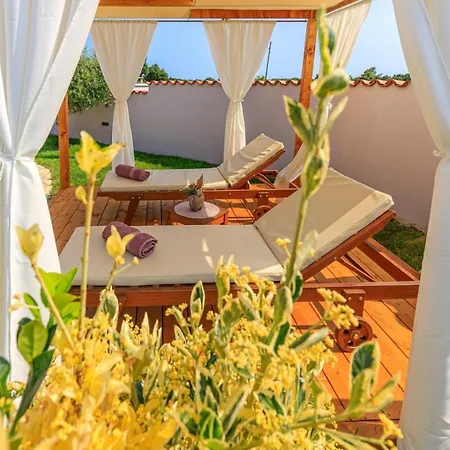 Casa Bamboletta With Swimming Pool Villa *