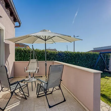 Casa Bamboletta With Swimming Pool Villa