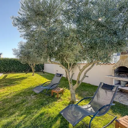 Villa Casa Bamboletta With Swimming Pool