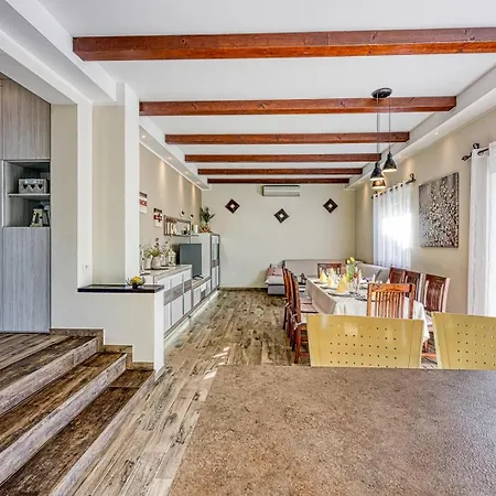 Casa Bamboletta With Swimming Pool Villa